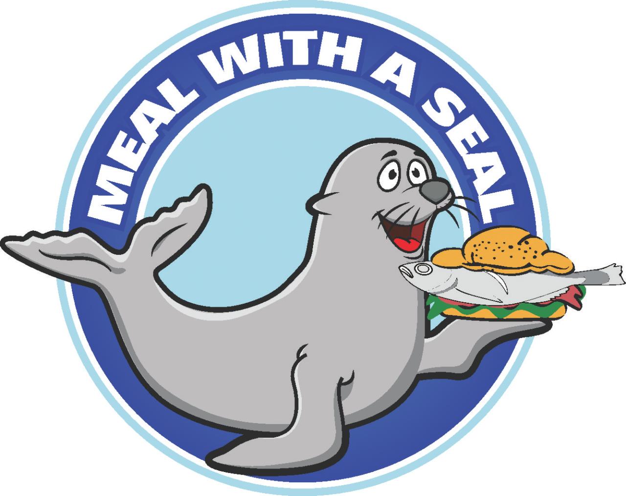 Meal with a seal + Guided lighthouse tour
